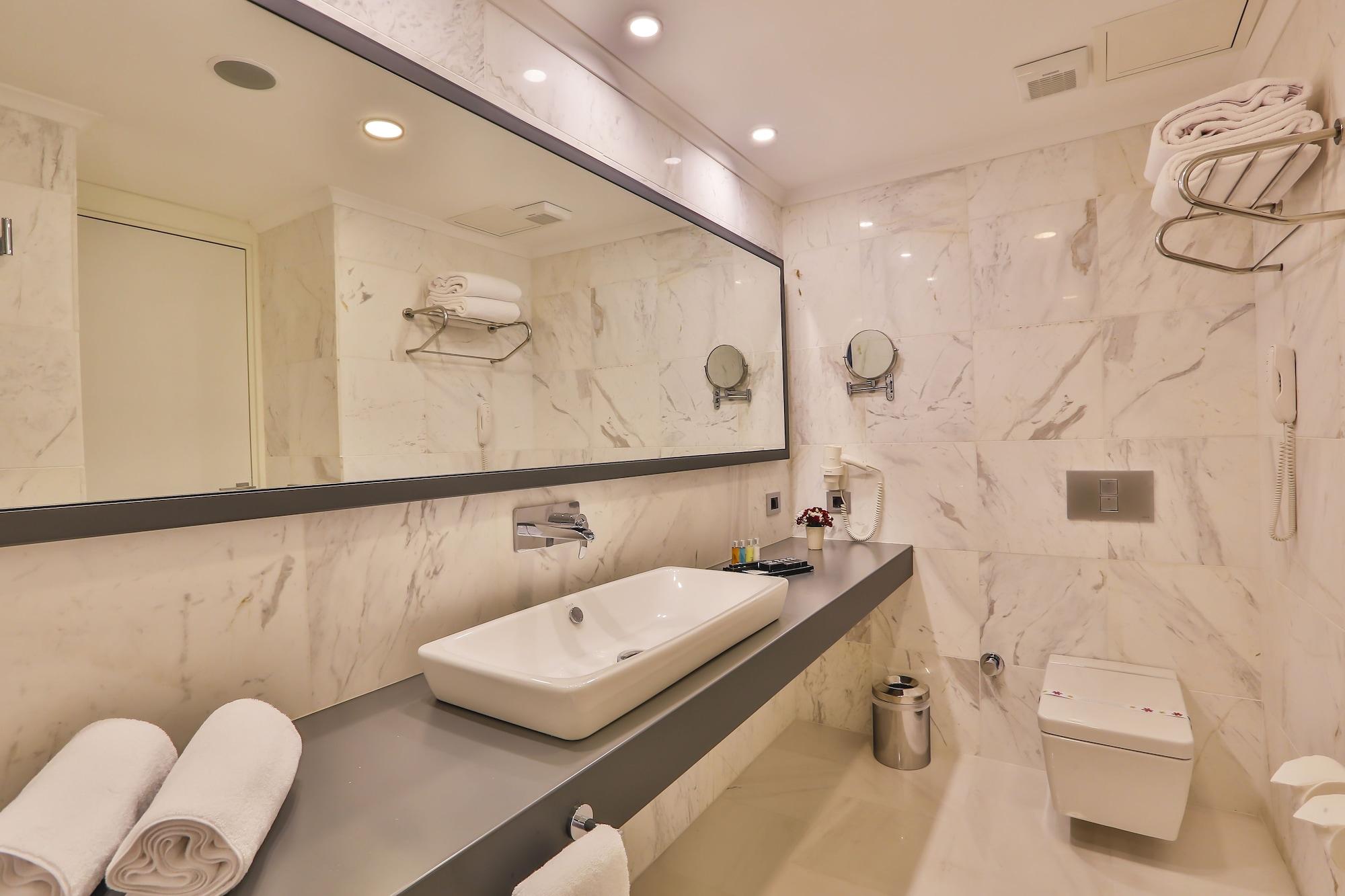 Business Life Hotel Istanbul Bagian luar foto